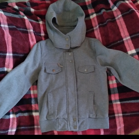 Jacket - Picture 4 of 4